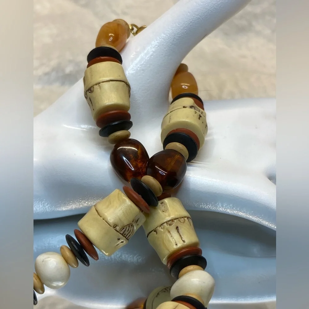 Vintage Tribal Mixed Media Choker Necklace Amber Wood Bone and Acrylic Beads 15” - Picture 3 of 13